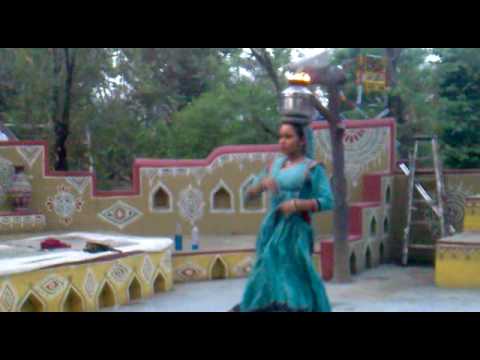 Ghoomar Dance Chokhi Dani Pune Part 1