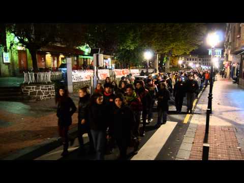 'Jone Libre' eguneko manifestazio jendetsua