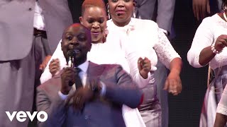 Watch Joyous Celebration Siliwelile video