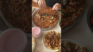 Emektar Kebapta Lahmacun Üstü Adana