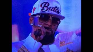 Watch R Kelly Backyard Party video