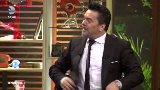 Hunharca Gülen Adam  Beyaz SHOW