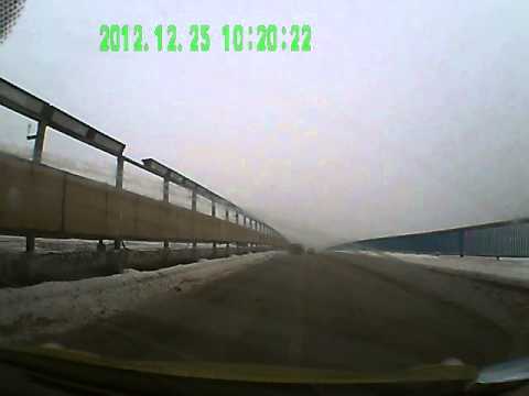 Kiev snowfall 24.12.2012 Metro bridge