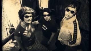 Watch Bratmobile Make Me Miss America video