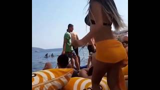Naz Mila Sahilde Twerk Olay