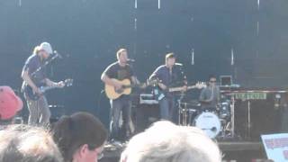 Watch Jonny Diaz Sarah Jo video