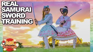 Foreign girl turns Samurai: Trying to fight like a real samurai in Japan
