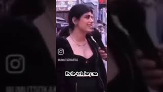 Evde Tek Başına