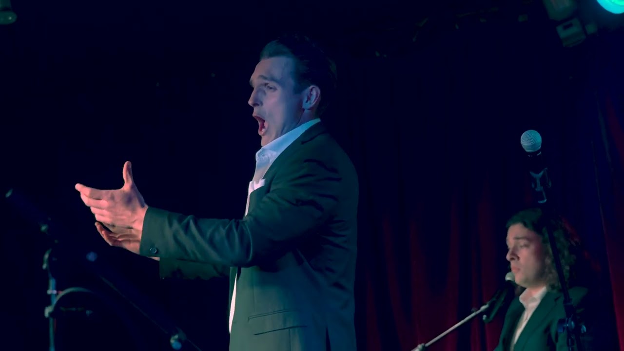 singing waiters