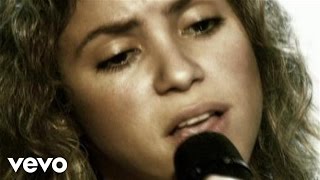 Shakira - Illegal (Mtv 5 Star Live Performance) Ft. Santana