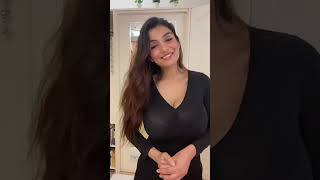 Anveshi Jain Hot Video Part 1 Anveshi Jain Hugeanveshi Jain Latest Hot Live Instagram Video