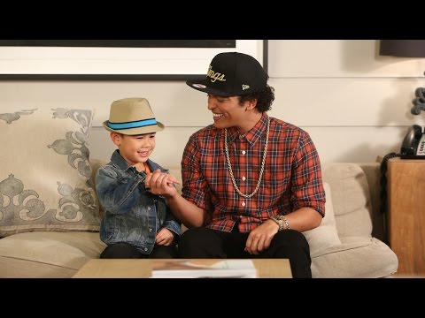 Bruno Mars Sings with Kai