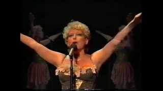 Watch Bette Midler My Eye On You video