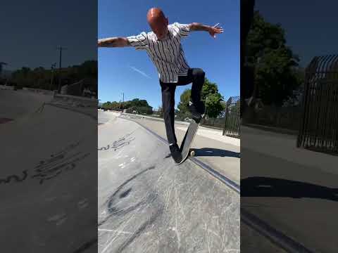 Mike Carroll S/O line and other transition techery @ Fairfield #skateboarding #shorts #shortsvideo