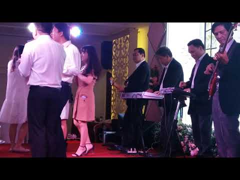 Ban nhạc anh Tiền làm ở Nhà hàng tiệc cưới Hương Phố.Q.GV ( CN-22.03.2020 )