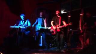 Watch 500 Miles To Memphis Keep It Together video