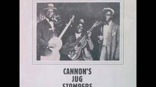 Watch Gus Cannon Last Chance Blues video