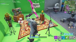 Fortnite #14 with other school friend I GOT A WOLF SKIN FLASH!!!!