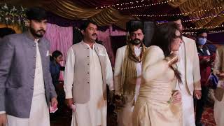 Madam Gul Mishal Tery Ankh Sy Piny Waly