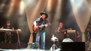 Watch John Michael Montgomery Hello Love video