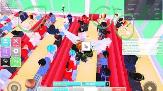 3 Vips In My Restaurant Roblox Even Though I Didnt Have A Royal Chair