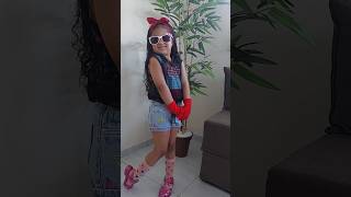 Dia Da Roupa Brega Na Escola Mimi Ficou Uma Gatinha