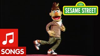 Watch Sesame Street Doin The Pigeon video
