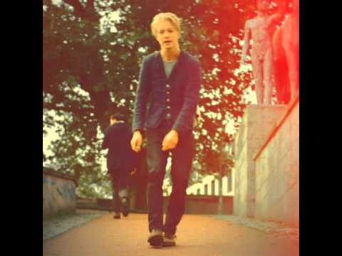 Dansko - Shimmer in the Past (Beat. Mark Milgravs)
