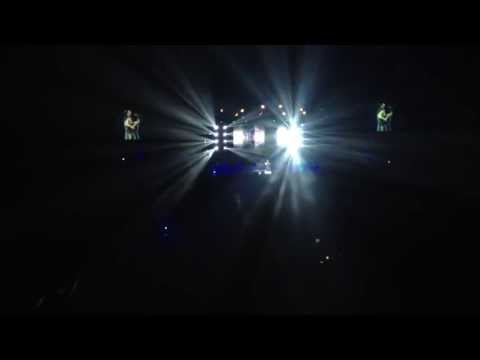 Atif aslam Yakeen live at bollywood showstopper o2 arena London...