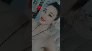 Armpit Girl