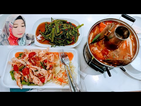Thai tom yam soup, boneless chicken feet salad,saute spinach mukbang //eating show