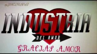 Watch Industria Del Amor Gracias video