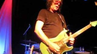 Watch Todd Rundgren Boogies Hamburger Hell video