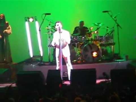 DEPECHE MODE - 06.09.2001 BERLIN, Waldbuhne - Halo