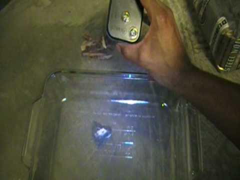 Urban Survival Fire Starting (Steel Wool and a Battery) steel wool poi. Urban Survival Fire Starting (Steel Wool and a Battery)