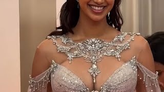 Meenakshi Chaudharybigmelonsbouncing