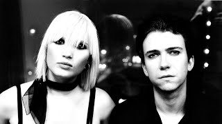 Watch Raveonettes Christmas baby Please Come Home video