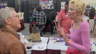 Finn Carter Talking To Ron Underwood At Pasadena Comic Con
