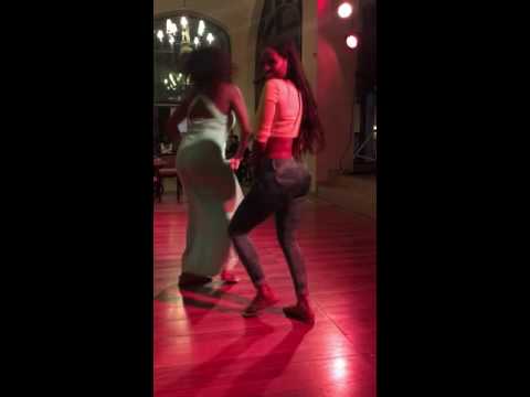 Carolina Catalino Bailando Quebradita