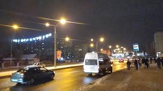 Видео Зимний ночной Энгельс 2020. Улица Тельмана район ЖК Облака. от Все о недвижимости Саратова. АН Новая квартира, Кожевенная улица, Энгельс, Россия