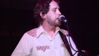 Watch Hayes Carll Knockin Over Whiskeys video