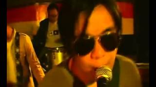 Watch Soapdish Parang Si Ely Buendia video