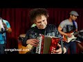 El Prodigio performs Periblues