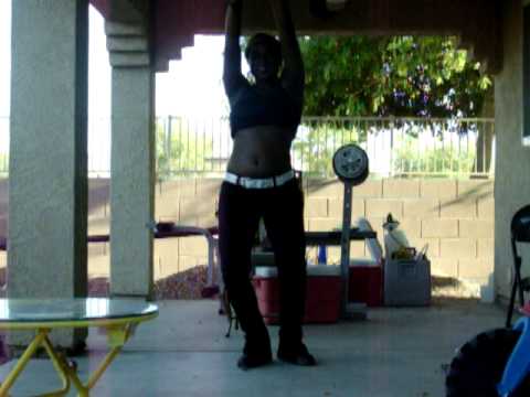 Niia dancing to NASTY GRIND pt2