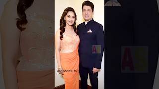 Madhuri Dixit With Her Husband Shriram Madhav Nene Son Ryan & Arin