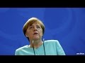 Merkel higgadtságra int a Brexit után