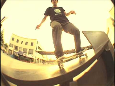Magenta Skateboards - German Days
