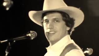Watch George Strait Ive Convinced Everybody But Me video