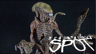 Toy Spot - McFarlane Toys Movie Maniacs Series 6 Alien Ressurection Warrior Alien