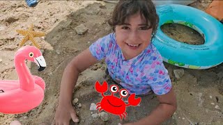 Esmayi Deni̇zde Kuma Gömdük Gicik Peli̇nsu Peşi̇mi̇zde ماما جابت بيبي - جنى مقداد طيور الجن